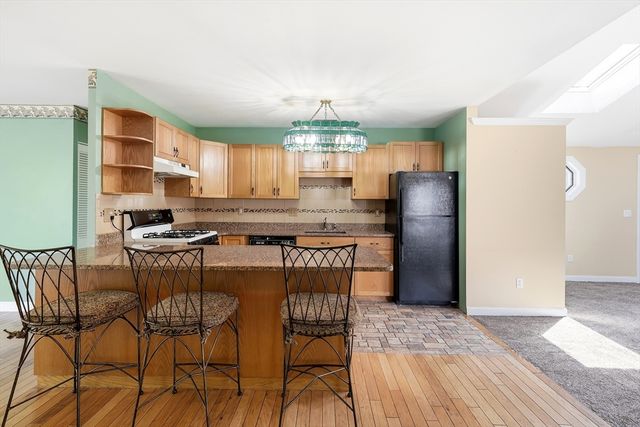 248 Hilldale Ave, Haverhill, MA 01832