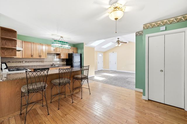 248 Hilldale Ave, Haverhill, MA 01832