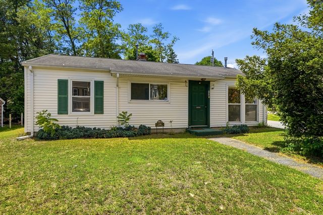 248 Hilldale Ave, Haverhill, MA 01832