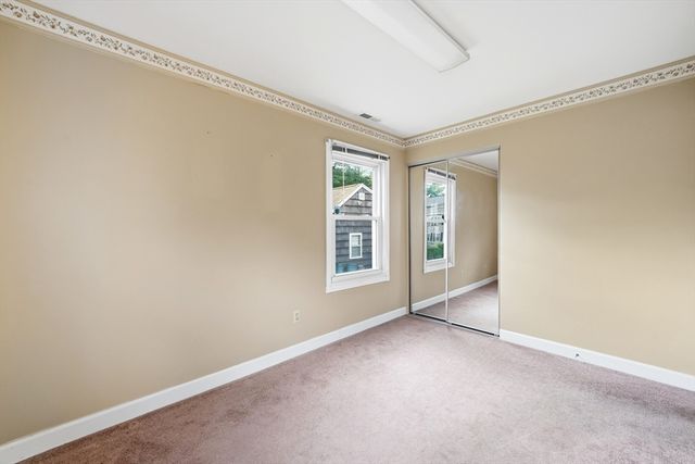 248 Hilldale Ave, Haverhill, MA 01832