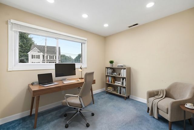 248 Hilldale Ave, Haverhill, MA 01832