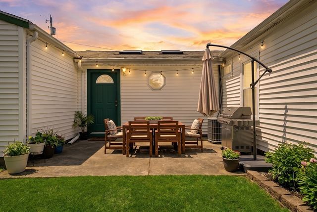 248 Hilldale Ave, Haverhill, MA 01832
