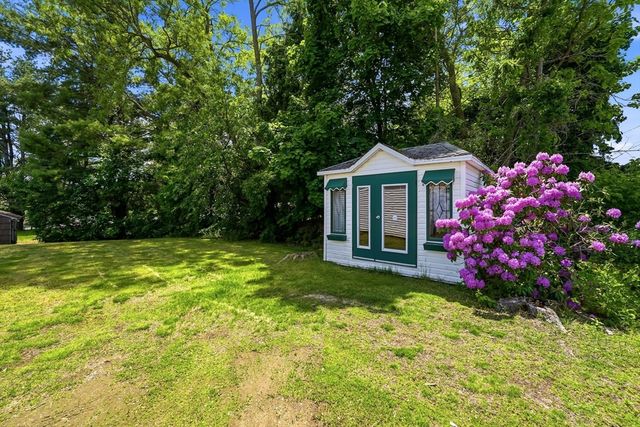 248 Hilldale Ave, Haverhill, MA 01832