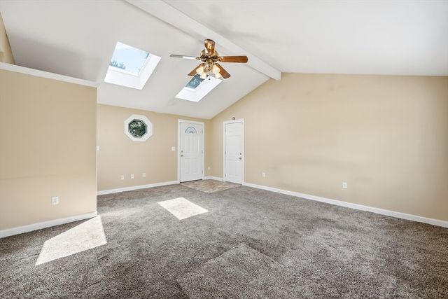 248 Hilldale Ave, Haverhill, MA 01832