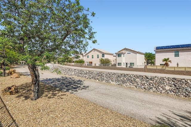 8964 Tom Noon Avenue, Las Vegas, NV 89178