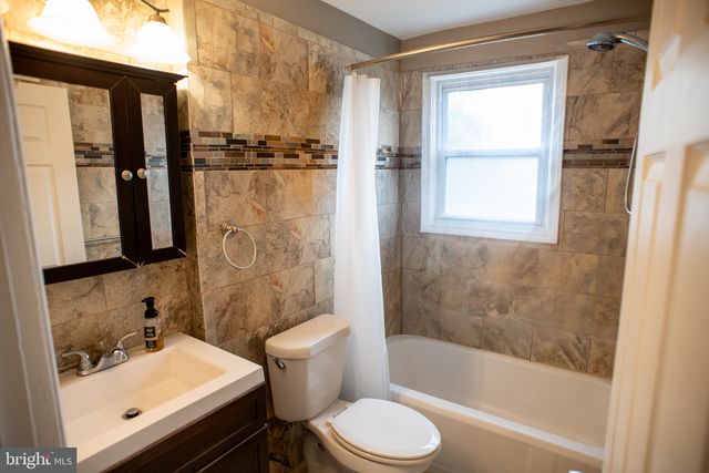 1715 SYCAMORE ST, Wilmington, DE 19805