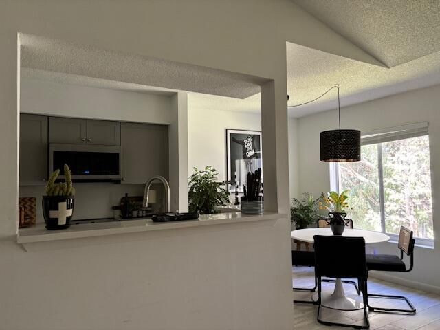 815 W Boynton Beach Boulevard 13-204, Boynton Beach, FL 33426