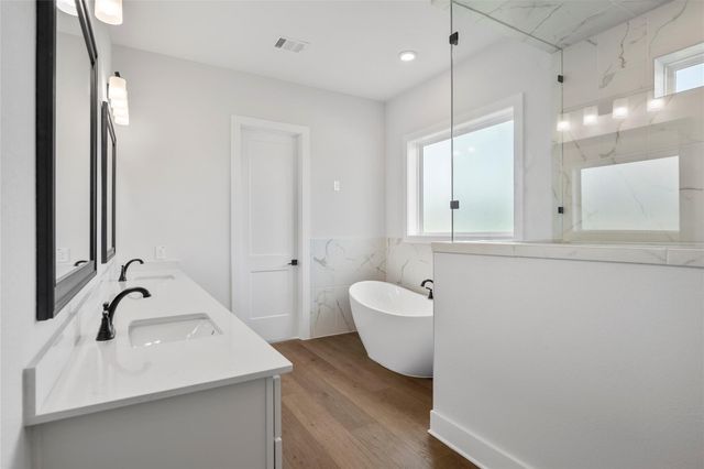 24835 Two Rivers Road, Montgomery, TX 77316