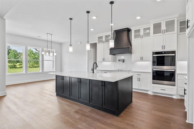 24835 Two Rivers Road, Montgomery, TX 77316