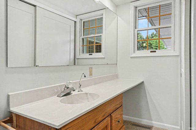 50550 Deer Ridge Court, Granger, IN 46530