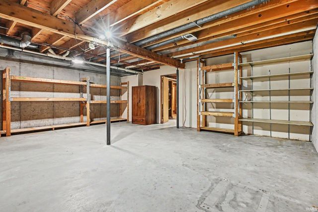 50550 Deer Ridge Court, Granger, IN 46530