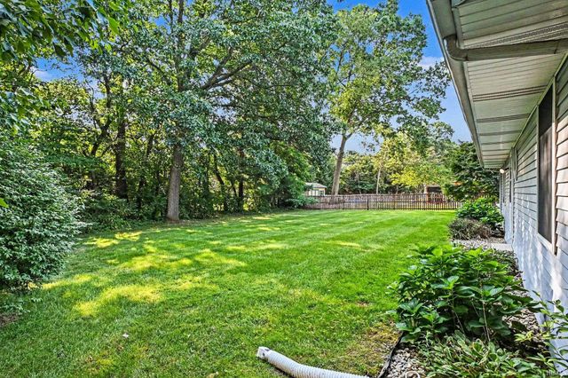 50550 Deer Ridge Court, Granger, IN 46530