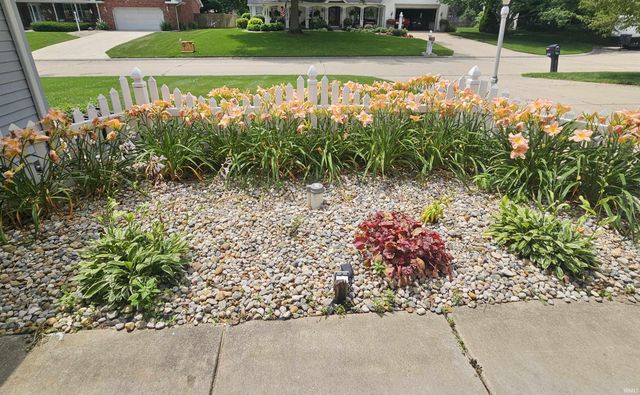 50550 Deer Ridge Court, Granger, IN 46530