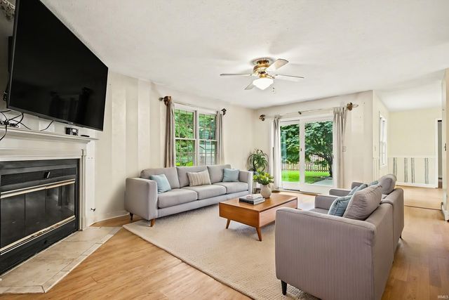 50550 Deer Ridge Court, Granger, IN 46530
