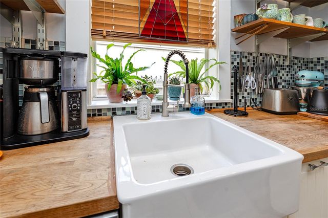 6829 S FITZGERALD STREET, Tampa, FL 33616