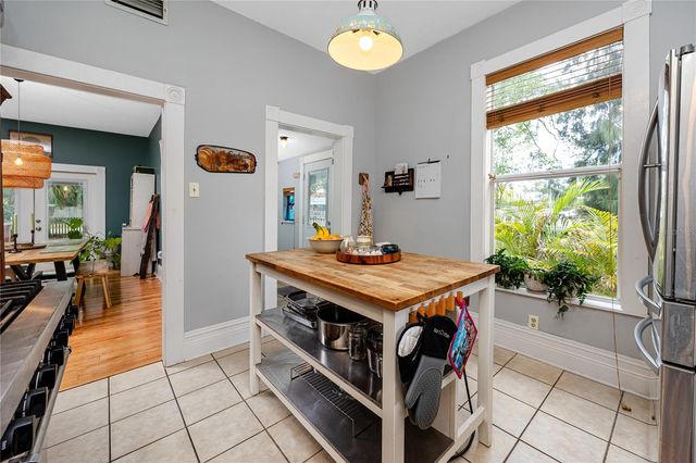 6829 S FITZGERALD STREET, Tampa, FL 33616