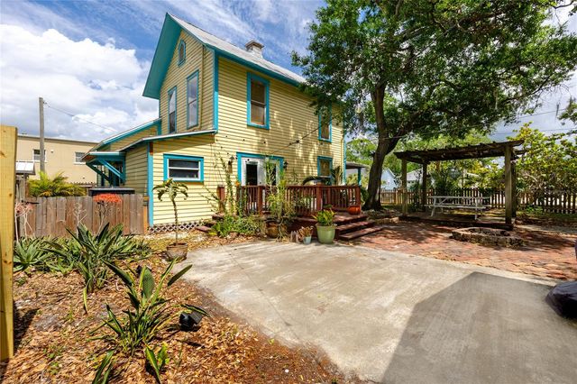 6829 S FITZGERALD STREET, Tampa, FL 33616