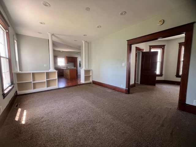 620 16th Avenue, East Moline, IL 61244
