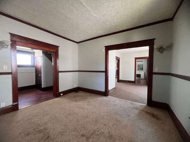 620 16th Avenue, East Moline, IL 61244