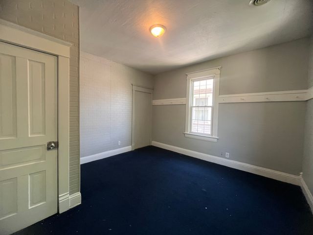 620 16th Avenue, East Moline, IL 61244