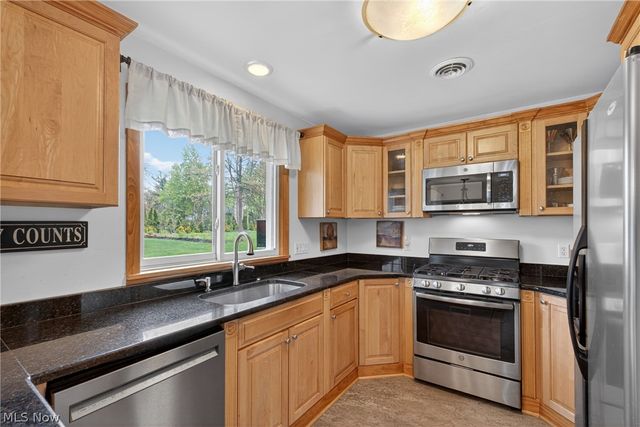 2426 Lander Road, Pepper Pike, OH 44124