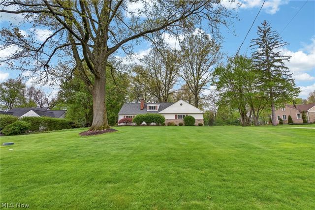 2426 Lander Road, Pepper Pike, OH 44124