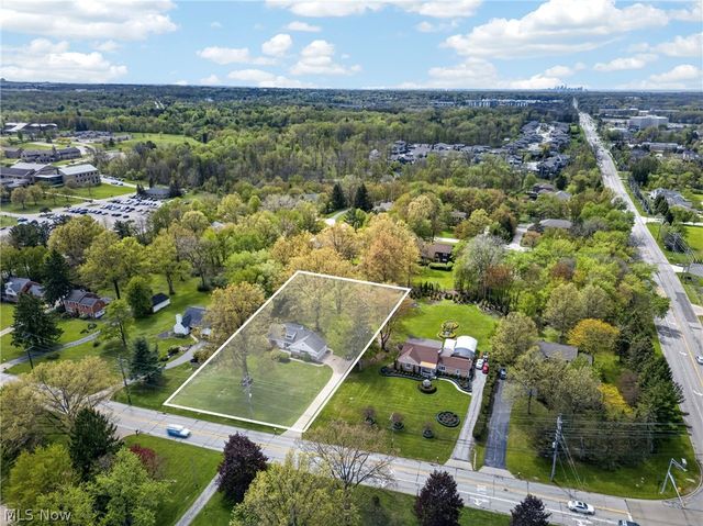 2426 Lander Road, Pepper Pike, OH 44124