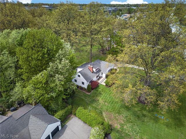 2426 Lander Road, Pepper Pike, OH 44124