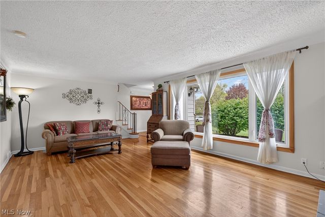 2426 Lander Road, Pepper Pike, OH 44124