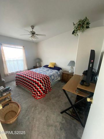 1280 Crest Drive, Silver Springs, NV 89429