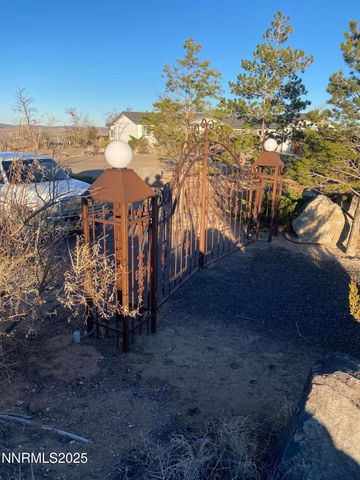 1280 Crest Drive, Silver Springs, NV 89429