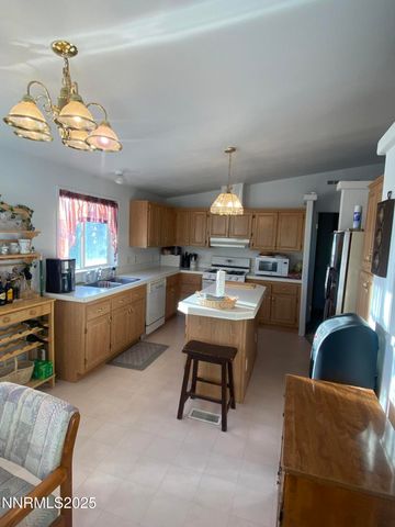 1280 Crest Drive, Silver Springs, NV 89429