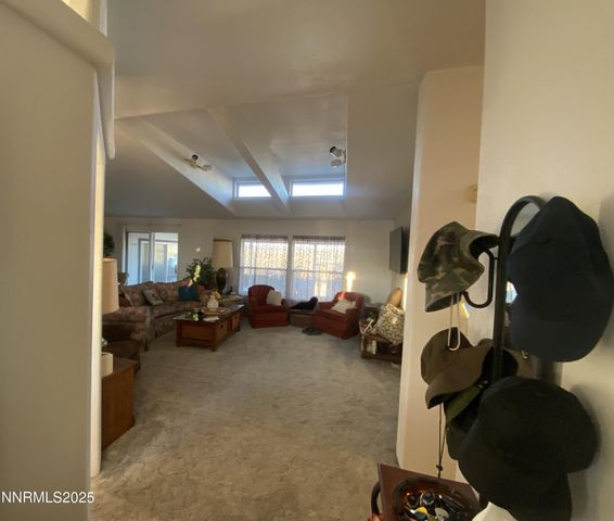 1280 Crest Drive, Silver Springs, NV 89429