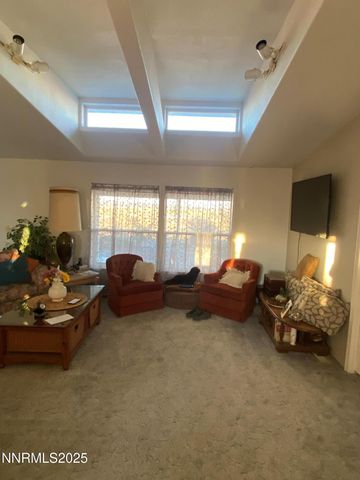 1280 Crest Drive, Silver Springs, NV 89429