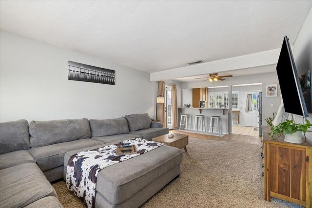 11721 Lakeside Ave, Lakeside, CA 92040