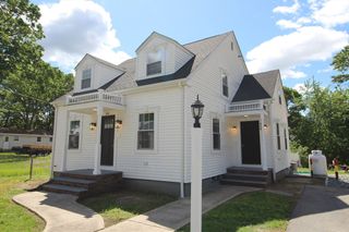 96 Walnut Ln B, Attleboro, MA 02703