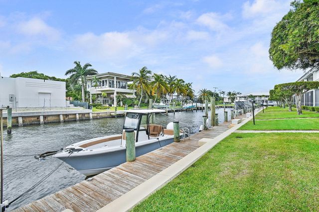 68 YACHT CLUB Drive 12, North Palm Beach, FL 33408