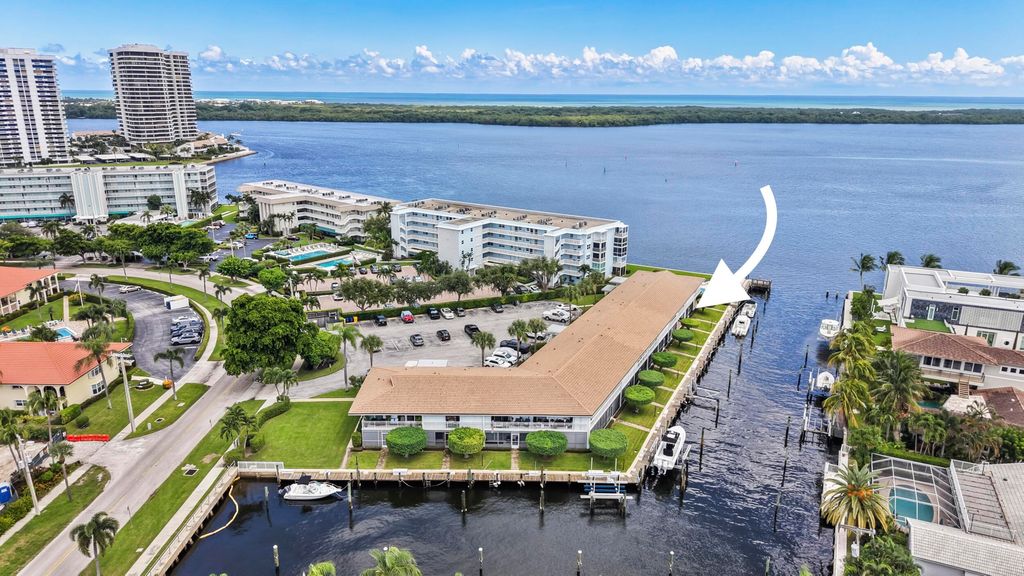 68 YACHT CLUB Drive 12, North Palm Beach, FL 33408