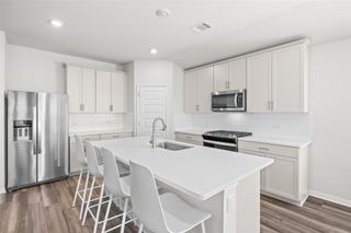 101 Skyview Farm LN, Liberty Hill, TX 78642