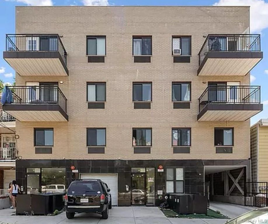 49-10 111th Street 3A, Corona, NY 11368