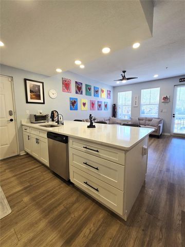 2002 E 5TH AVENUE 110, Tampa, FL 33605
