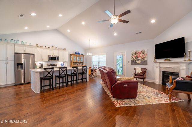 7356 Willow Path Lane, Knoxville, TN 37918