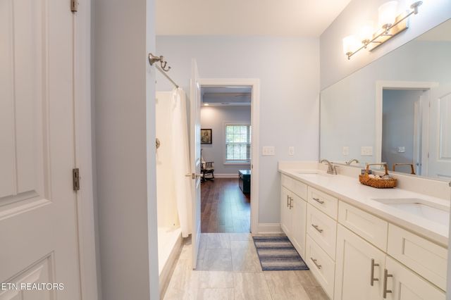 7356 Willow Path Lane, Knoxville, TN 37918