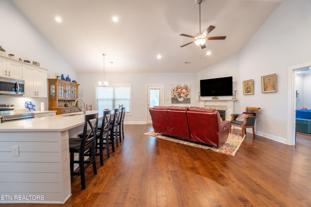 7356 Willow Path Lane, Knoxville, TN 37918