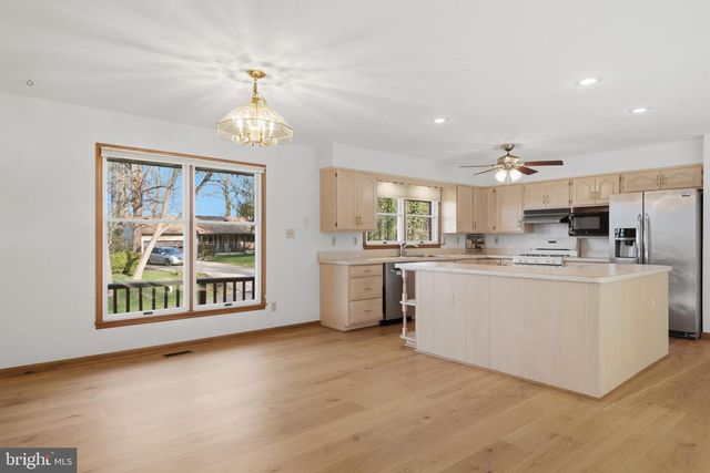 3523 HILLTOP DR, Port Republic, MD 20676