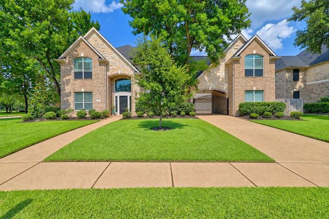 13726 Magnolia Manor Drive, Cypress, TX 77429