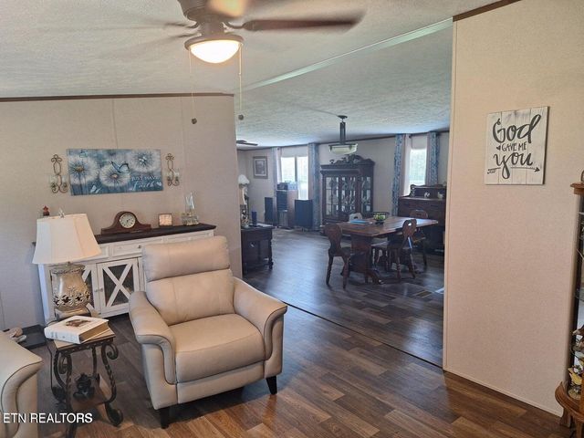 1450 Belltown Rd, Tellico Plains, TN 37385