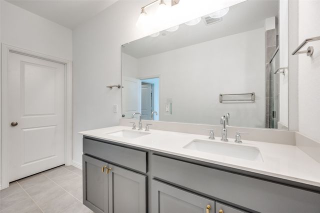 9912 Schramm Street, Irving, TX 75063