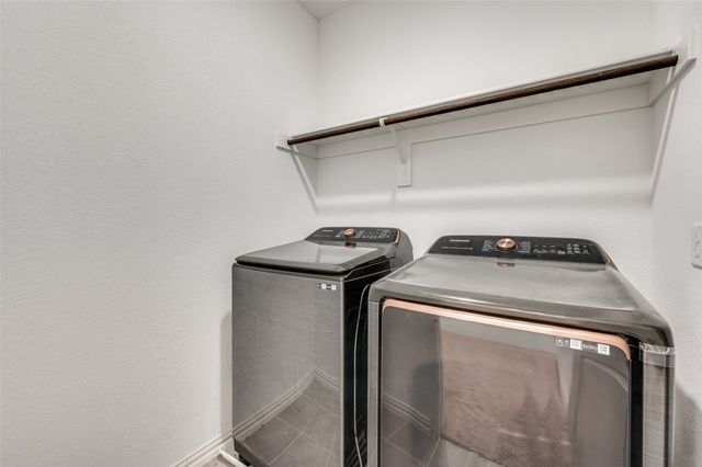 9912 Schramm Street, Irving, TX 75063