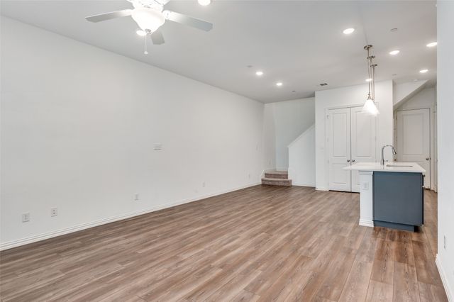 9912 Schramm Street, Irving, TX 75063